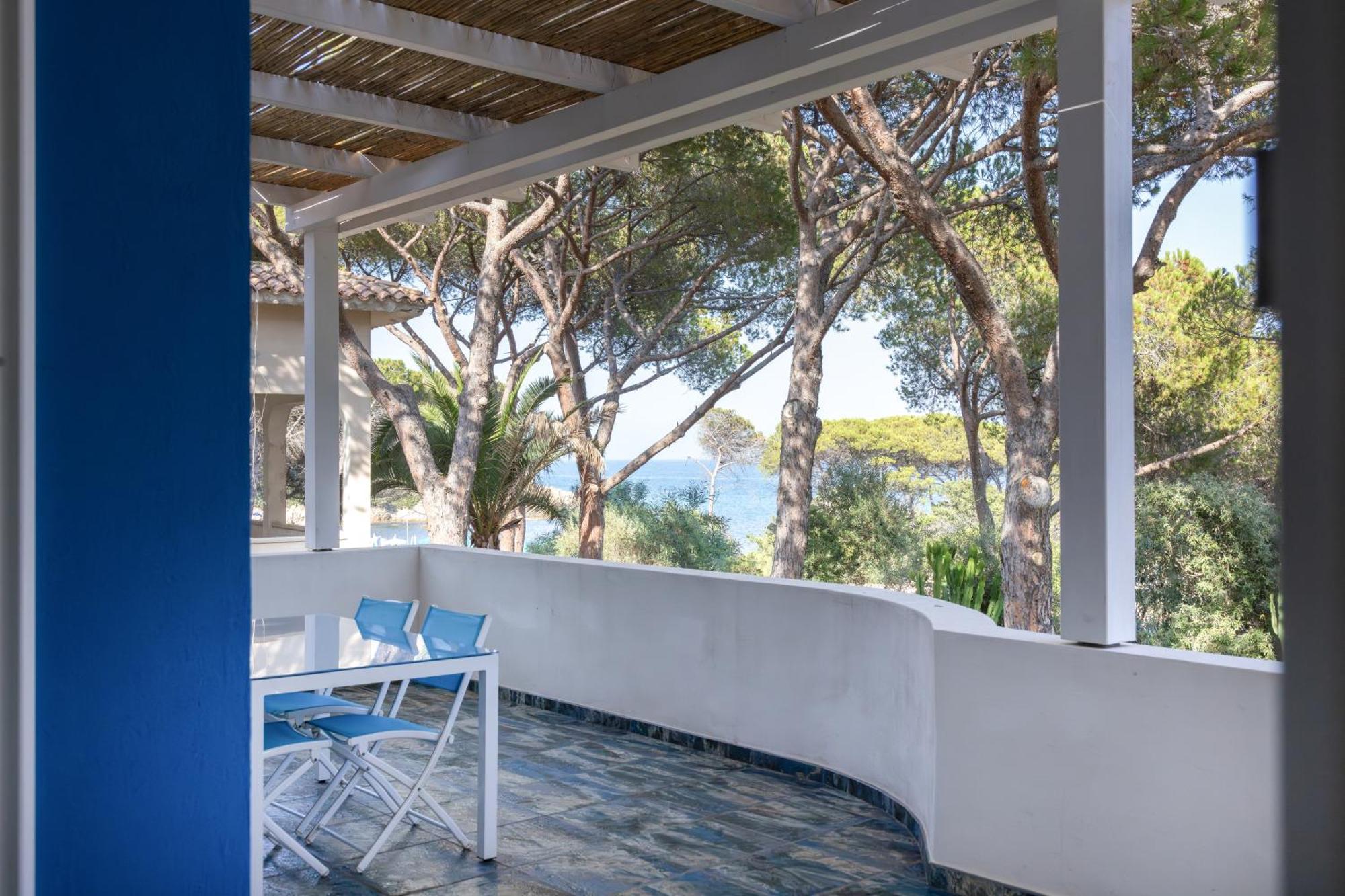 Villa B. Calaliberotto Cala Liberotto Exterior foto
